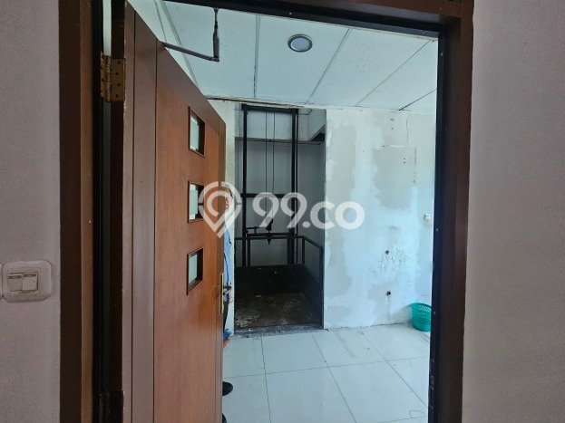 Ruko Bagus Dijual LB 585m2 Lokasi Strategis Jakarta Barat Area Cocok untuk Bisnis Ruko Bagus Dijual LB 585m2 Lokasi Strategis Jakarta Barat Area Cocok untuk Bisnis