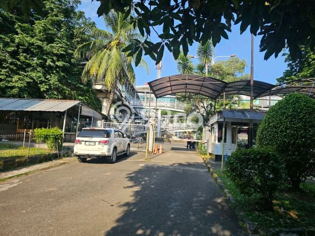 Ruko Bagus Dijual LB 585m2 Lokasi Strategis Jakarta Barat Area Cocok untuk Bisnis Ruko Bagus Dijual LB 585m2 Lokasi Strategis Jakarta Barat Area Cocok untuk Bisnis
