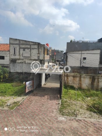 Rumah Luas Asri 3 KT Siap Huni di Duri Kosambi Jakarta Barat Rumah Luas Asri 3 KT Siap Huni di Duri Kosambi Jakarta Barat