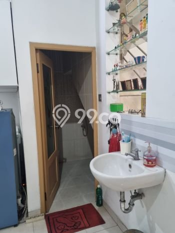 Rumah Modern Minimalis 3 Kamar Bisa Langsung Pindah di Karang Tengah Rumah Modern Minimalis 3 Kamar Bisa Langsung Pindah di Karang Tengah