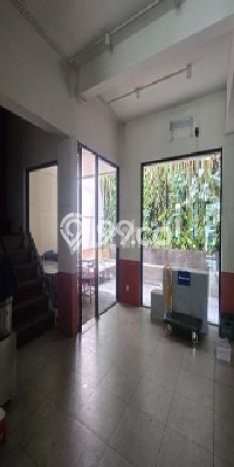 Unit Komersial Tersedia di Senopati Spesifikasi LB 250m2 Unit Komersial Tersedia di Senopati Spesifikasi LB 250m2