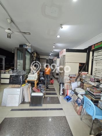Disewakan Ruko di Pusat Kota Jakarta Barat Ramai Strategis Disewakan Ruko di Pusat Kota Jakarta Barat Ramai Strategis