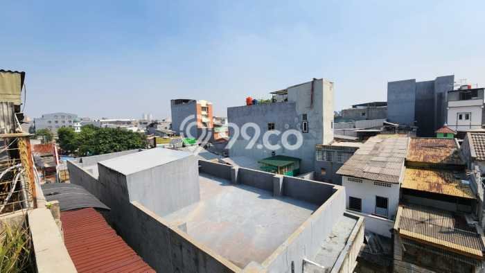 Ruko Bagus Dijual LB 180m2 Lokasi Strategis Jakarta Barat Area Cocok untuk Berbisnis Ruko Bagus Dijual LB 180m2 Lokasi Strategis Jakarta Barat Area Cocok untuk Berbisnis