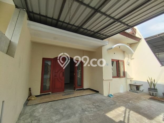 Dijual Cepat Rumah Favorit Siap Huni LB 90m2 di Mulyorejo, Surabaya Dijual Cepat Rumah Favorit Siap Huni LB 90m2 di Mulyorejo, Surabaya