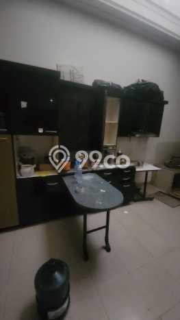 Jarang Ada! Rumah Sewa 5 Kamar Bagus Siap Huni Pakuwon City Jarang Ada! Rumah Sewa 5 Kamar Bagus Siap Huni Pakuwon City