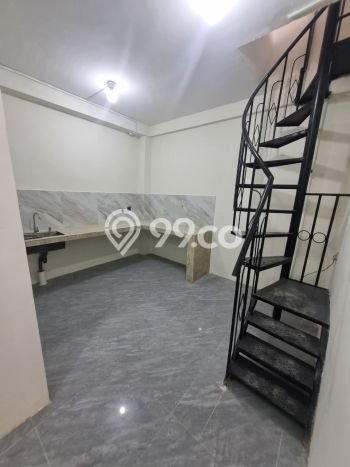 Dijual Rumah 5 Kamar Lokasi Strategis Nyaman dan Strategis di Kenjeran Dijual Rumah 5 Kamar Lokasi Strategis Nyaman dan Strategis di Kenjeran