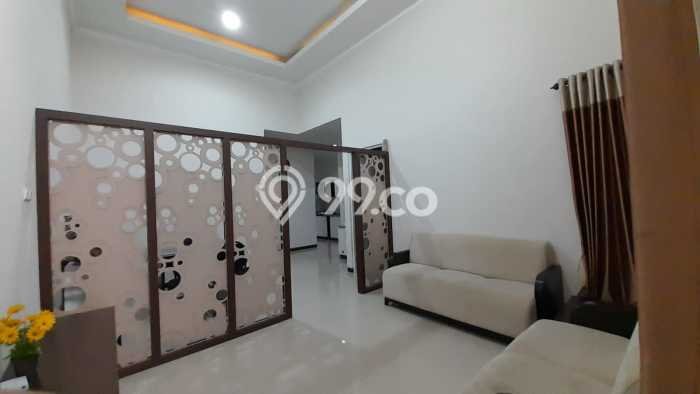 Lokasi terbaik! Rumah siap pakai dikontrakkan di Sukolilo LB 119m2 Lokasi terbaik! Rumah siap pakai dikontrakkan di Sukolilo LB 119m2