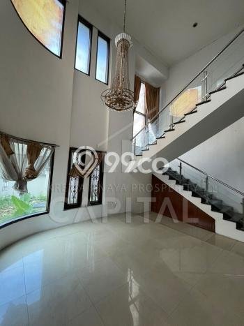 Rumah Eksklusif Siap Huni LT 334m2 di Batununggal, Bandung Rumah Eksklusif Siap Huni LT 334m2 di Batununggal, Bandung