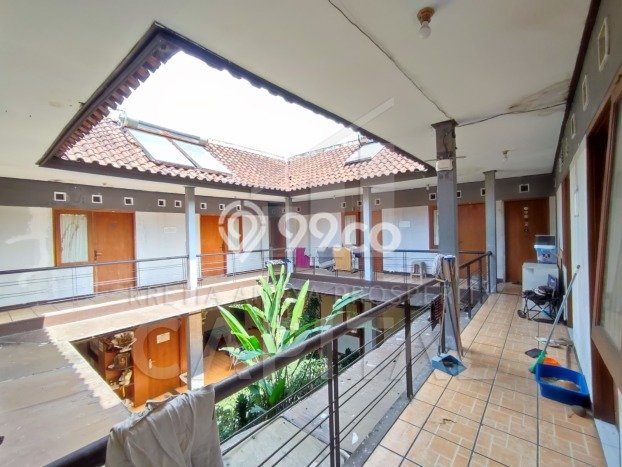 Rumah Kost Dijual di Coblong, Bandung, Spesifikasi 32 KT, 32 KM, 500m2 Rumah Kost Dijual di Coblong, Bandung, Spesifikasi 32 KT, 32 KM, 500m2