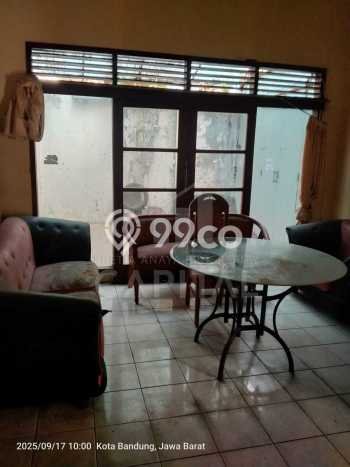 Rumah Elit Modern Siap Huni di Tubagus Ismail Bandung Rumah Elit Modern Siap Huni di Tubagus Ismail Bandung