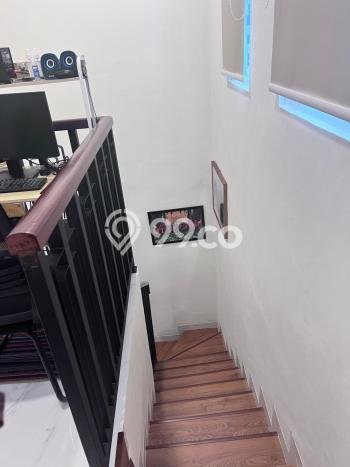 Rumah Strategis Minimalis Lb 72m2 di Ciputat, Tangerang Selatan Rumah Strategis Minimalis Lb 72m2 di Ciputat, Tangerang Selatan