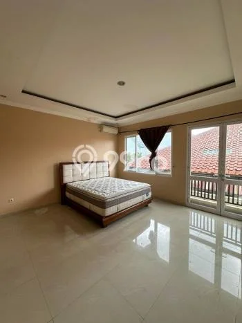 Dijual Hunian Rumah Terawat 6 KT di Harjamukti, Depok Dijual Hunian Rumah Terawat 6 KT di Harjamukti, Depok