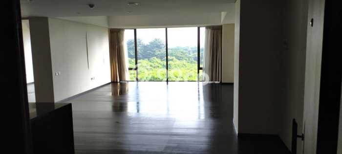 Apartemen Strategis Kawasan , Luas 170m2m², 2 KM Apartemen Strategis Kawasan , Luas 170m2m², 2 KM