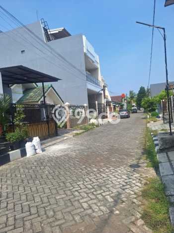 Rumah Modern 3 Kamar LT 64m2 di Poris Rumah Modern 3 Kamar LT 64m2 di Poris