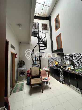 LISTING BARU! Rumah Strategis area Pondok Aren, LT 264m² Bangunan 300m² LISTING BARU! Rumah Strategis area Pondok Aren, LT 264m² Bangunan 300m²