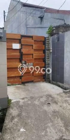 Unit Kost Dijual di Kawasan Ciputat Tangerang Selatan dengan 27 KT Unit Kost Dijual di Kawasan Ciputat Tangerang Selatan dengan 27 KT