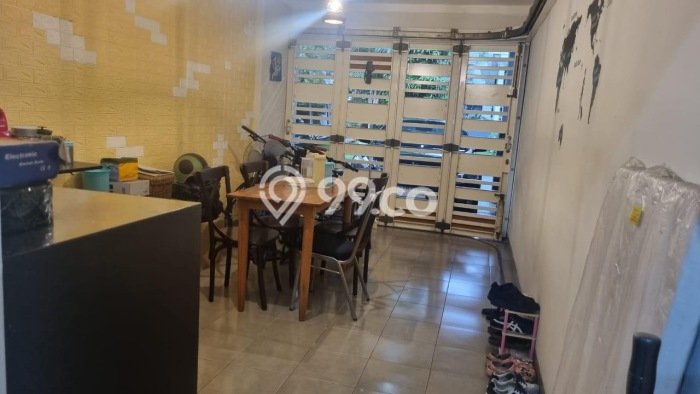 Rumah Luxury Modern Tanpa Renovasi di Bintaro Tangerang Selatan Rumah Luxury Modern Tanpa Renovasi di Bintaro Tangerang Selatan