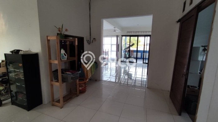 For Sale Hunian Rumah Terawat 3 KT di Bintaro, Tangerang Selatan For Sale Hunian Rumah Terawat 3 KT di Bintaro, Tangerang Selatan