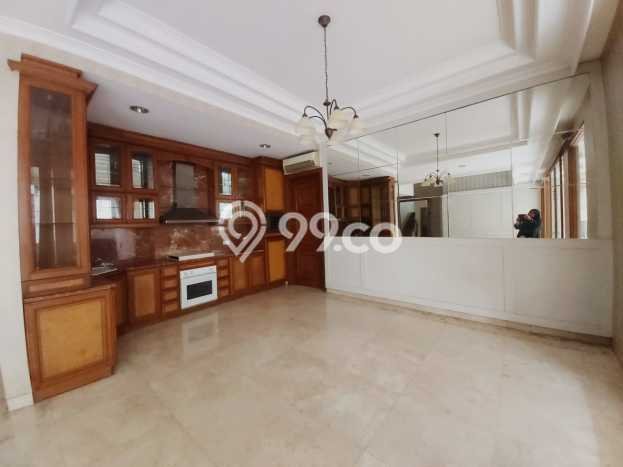 Rumah 5 KT 4 KM One Gate System di , Jakarta Selatan Rumah 5 KT 4 KM One Gate System di , Jakarta Selatan