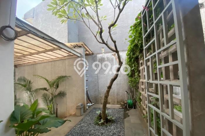 Dijual Rumah Elit Exclusive di Ciputat Timur, Tangerang Selatan Dijual Rumah Elit Exclusive di Ciputat Timur, Tangerang Selatan