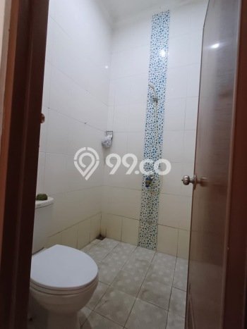 Rumah Minimalis 4 Kamar LT 180m2 di Jombang Rumah Minimalis 4 Kamar LT 180m2 di Jombang