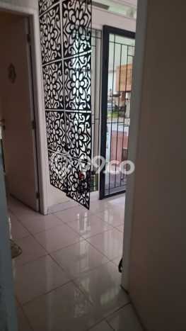 For Sale Rumah 2 Kamar Lokasi Ideal Bagus dan Strategis di Ciputat For Sale Rumah 2 Kamar Lokasi Ideal Bagus dan Strategis di Ciputat