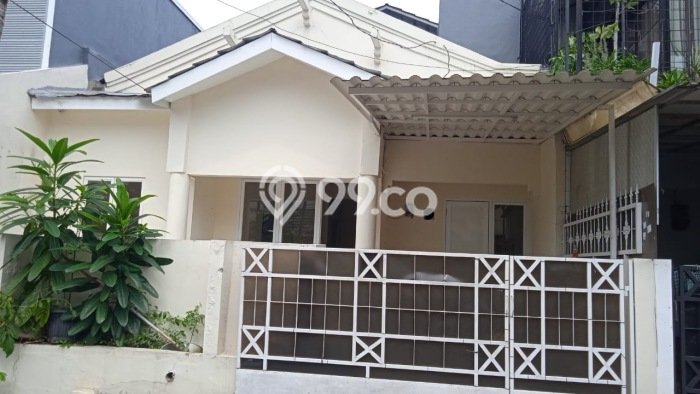 PILIHAN TEPAT! Rumah kawasan Bintaro, 3 KT, Dekat Sekolah, Luas 120m² Bangunan 80m² PILIHAN TEPAT! Rumah kawasan Bintaro, 3 KT, Dekat Sekolah, Luas 120m² Bangunan 80m²