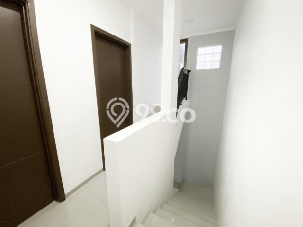 Rumah sewa siap pakai 4 KT di Bintaro, Tangerang Selatan Rumah sewa siap pakai 4 KT di Bintaro, Tangerang Selatan
