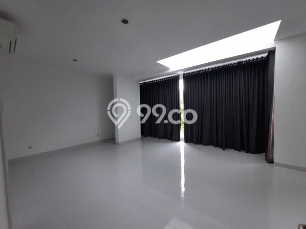 Rumah sewa siap pakai 4 KT di Bintaro, Tangerang Selatan Rumah sewa siap pakai 4 KT di Bintaro, Tangerang Selatan