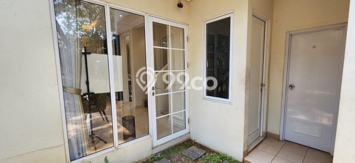 Rumah di Ciputat, Tangerang Selatan, Luas 105m2m² Bangunan 85m2m² Rumah di Ciputat, Tangerang Selatan, Luas 105m2m² Bangunan 85m2m²