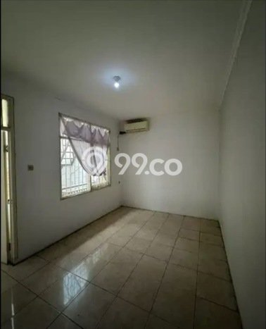 For Sale Hunian Rumah Terawat 3 KT di Bintaro, Tangerang Selatan For Sale Hunian Rumah Terawat 3 KT di Bintaro, Tangerang Selatan