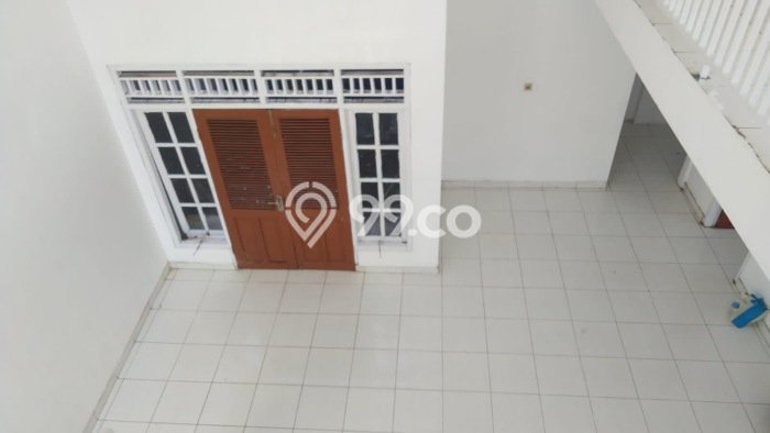 Jual Segera Rumah LB 135m² di Lokasi Strategis, Tangerang Selatan Jual Segera Rumah LB 135m² di Lokasi Strategis, Tangerang Selatan