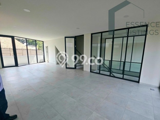 LOKASI BISNIS! Ruko For Rent di Bintaro, Luas 219m², Jalan Strategis LOKASI BISNIS! Ruko For Rent di Bintaro, Luas 219m², Jalan Strategis