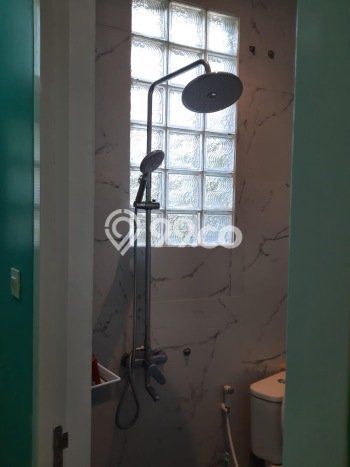 Rumah Minimalis 2 KT di Bintaro Tangerang Selatan Semi Furnished Rumah Minimalis 2 KT di Bintaro Tangerang Selatan Semi Furnished