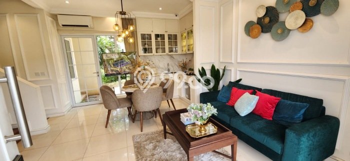 Rumah di Ciputat, Tangerang Selatan, Luas 105m2m² Bangunan 85m2m² Rumah di Ciputat, Tangerang Selatan, Luas 105m2m² Bangunan 85m2m²