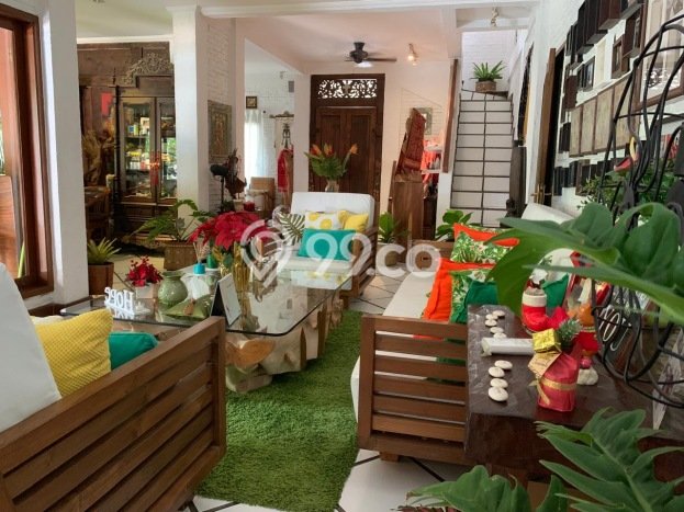 Rumah Elit Modern Siap Huni di Bintaro Tangerang Selatan Rumah Elit Modern Siap Huni di Bintaro Tangerang Selatan