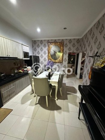 KESEMPATAN EMAS! Rumah area Serpong, Tangerang Selatan, Luas 124m2m² Bangunan 130m2m² KESEMPATAN EMAS! Rumah area Serpong, Tangerang Selatan, Luas 124m2m² Bangunan 130m2m²