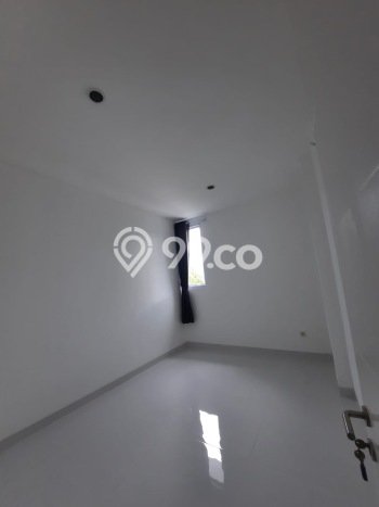 Rumah sewa siap pakai 4 KT di Bintaro, Tangerang Selatan Rumah sewa siap pakai 4 KT di Bintaro, Tangerang Selatan