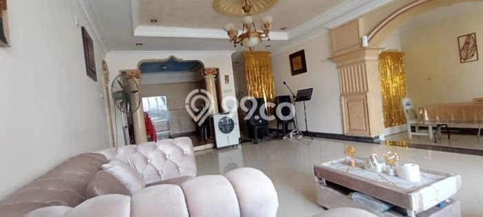 Rumah Asri dengan Luas Bangunan 500m2m² di Kawasan , Tangerang Rumah Asri dengan Luas Bangunan 500m2m² di Kawasan , Tangerang