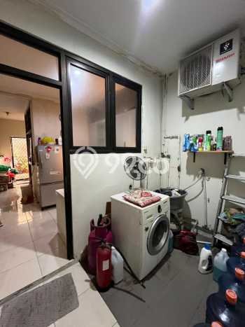 Hunian Cantik Minimalis Lb 160m2 di Serpong Utara, Tangerang Selatan Hunian Cantik Minimalis Lb 160m2 di Serpong Utara, Tangerang Selatan