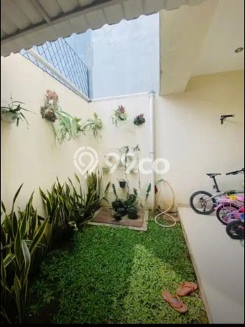 Dijual Rumah Mewah Elegan Dengan View Cantik di Kebagusan, Jakarta Selatan Dijual Rumah Mewah Elegan Dengan View Cantik di Kebagusan, Jakarta Selatan