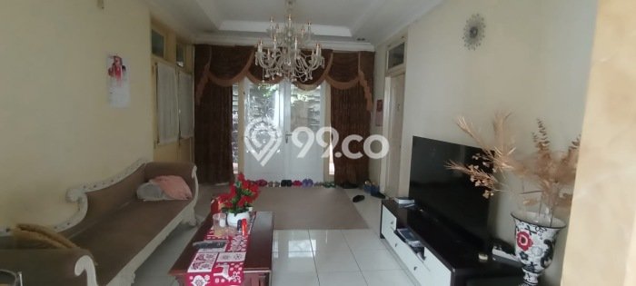 Rumah Asri dengan Luas Bangunan 500m2m² di Kawasan , Tangerang Rumah Asri dengan Luas Bangunan 500m2m² di Kawasan , Tangerang