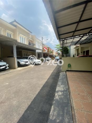 Hunian Cantik Modern Lb 140m2 di Jagakarsa, Jakarta Selatan Hunian Cantik Modern Lb 140m2 di Jagakarsa, Jakarta Selatan