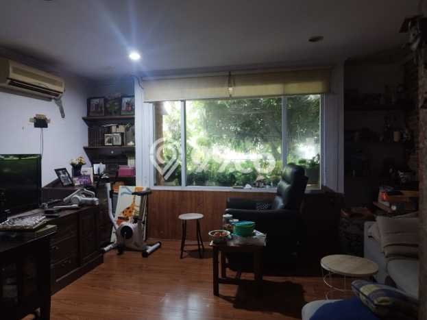 Jual Rumah Favorit Siap Huni LB 150m2 di Ciputat Timur, Tangerang Selatan Jual Rumah Favorit Siap Huni LB 150m2 di Ciputat Timur, Tangerang Selatan
