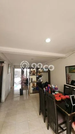 Rumah Modern Minimalis 4 KT Siap Huni di Cengkareng Rumah Modern Minimalis 4 KT Siap Huni di Cengkareng
