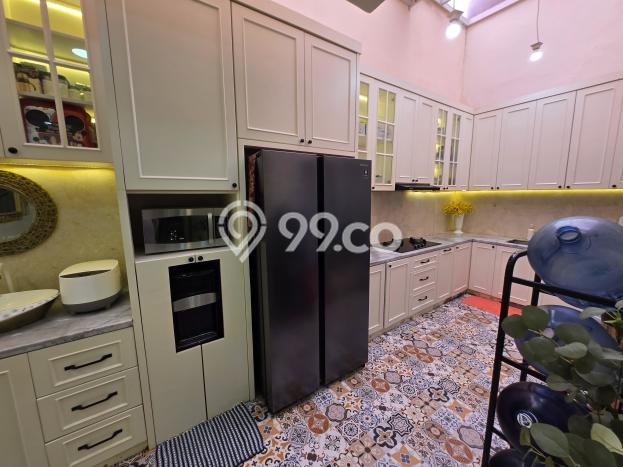 Siap Huni Rumah Mewah 4 Kamar di Jagakarsa Dekat ke Mana Saja Siap Huni Rumah Mewah 4 Kamar di Jagakarsa Dekat ke Mana Saja