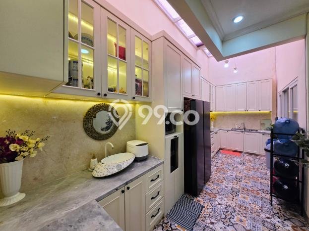 Siap Huni Rumah Mewah 4 Kamar di Jagakarsa Dekat ke Mana Saja Siap Huni Rumah Mewah 4 Kamar di Jagakarsa Dekat ke Mana Saja