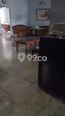 Siap Huni Rumah Mewah 5 Kamar di Kebon Jeruk Dekat ke Mana Saja Siap Huni Rumah Mewah 5 Kamar di Kebon Jeruk Dekat ke Mana Saja