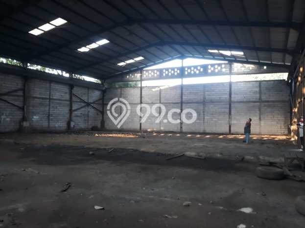 Gudang disewakan lokasi strategis Serpong Tangerang Selatan 864m2 Gudang disewakan lokasi strategis Serpong Tangerang Selatan 864m2
