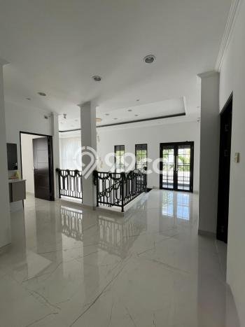 Rumah Mewah Dijual LT 217m2 di Kelapa Gading, Jakarta Utara Rumah Mewah Dijual LT 217m2 di Kelapa Gading, Jakarta Utara